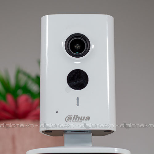 Camera Wifi Dahua IPC-C15P 1.3 Megapixel Ống kính F2.3mm
