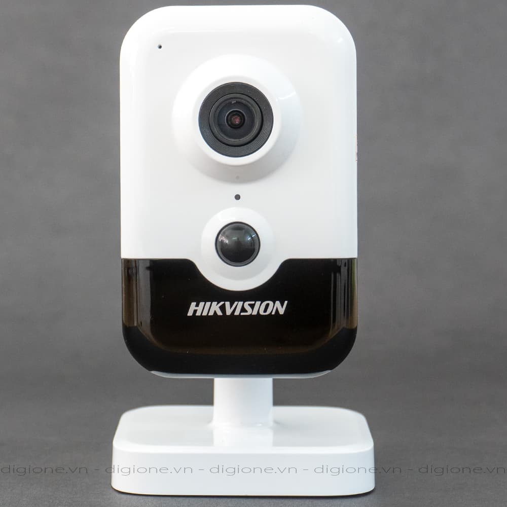 Camera IP Wifi Cube Hikvision DS-2CD2455FWD-IW 5.0 Megapixel